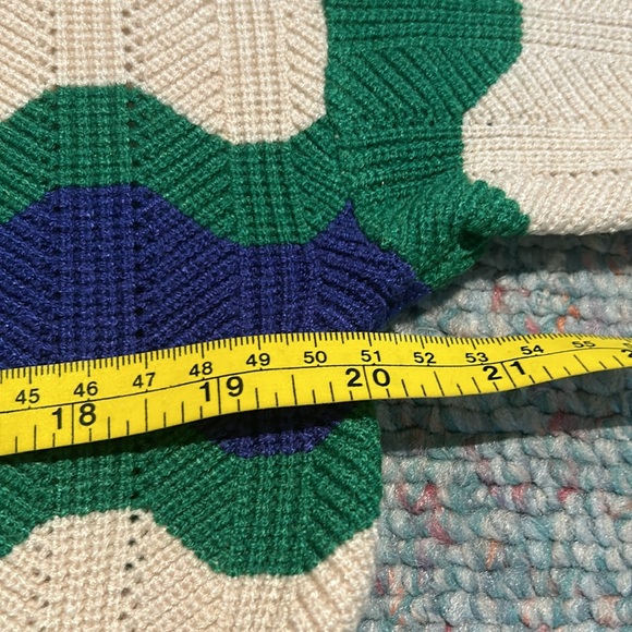 NWT Ladies Size Large Boutique Brand Apricot Sweater - Picture 5 of 10